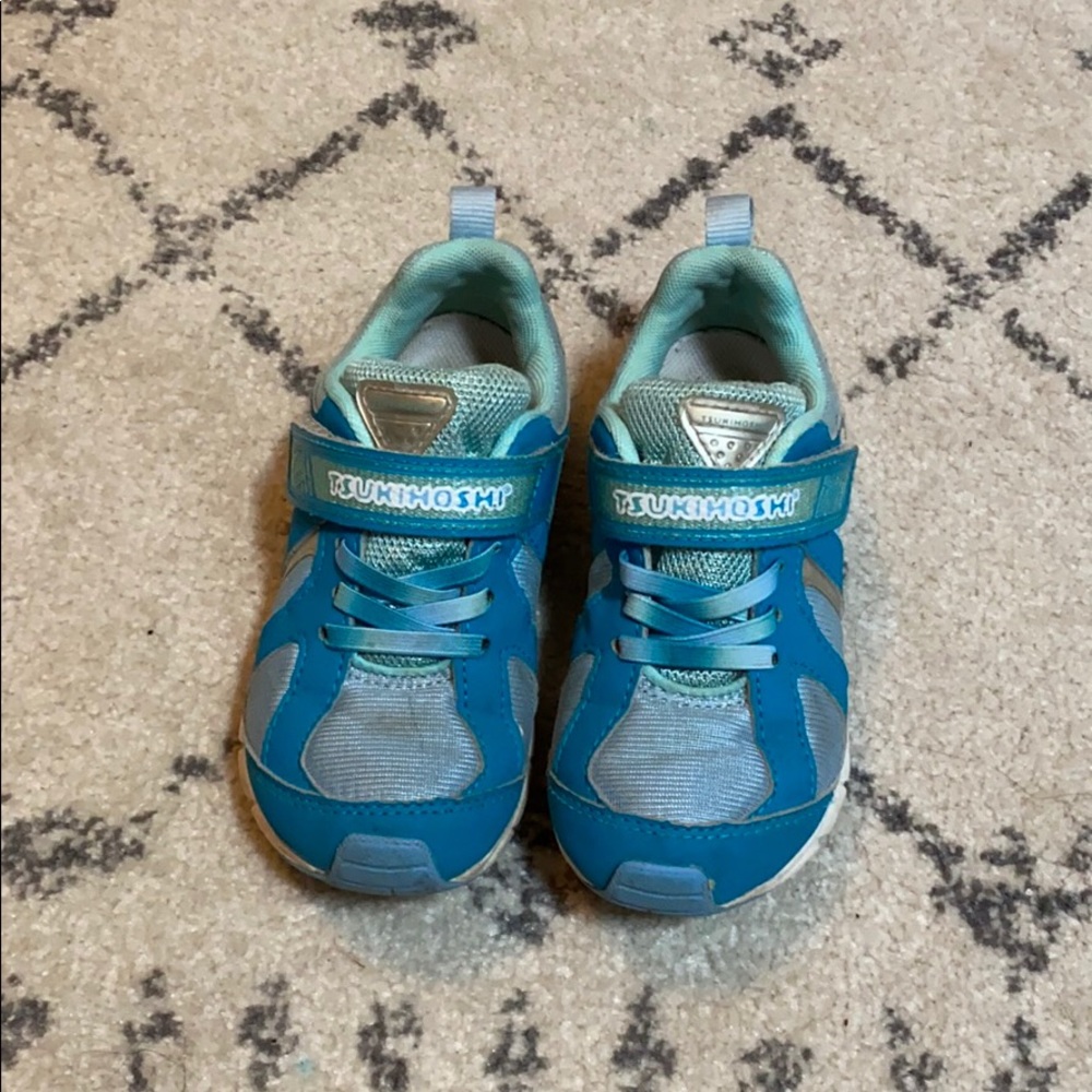 Tsukihoshi sneakers size 10